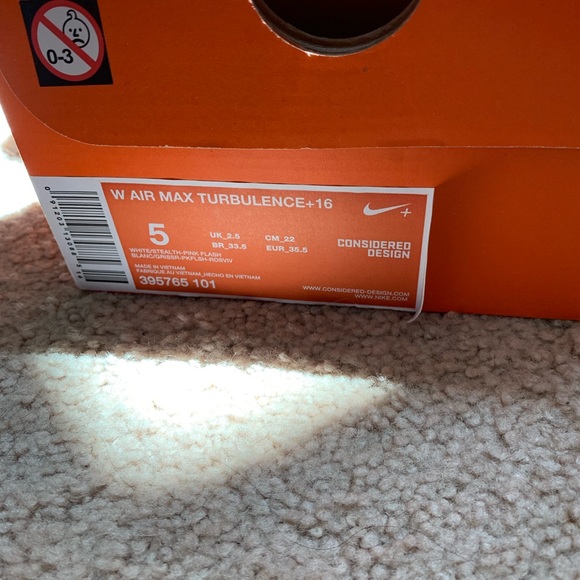 Nike air max sneaker size 5 - Picture 8 of 9